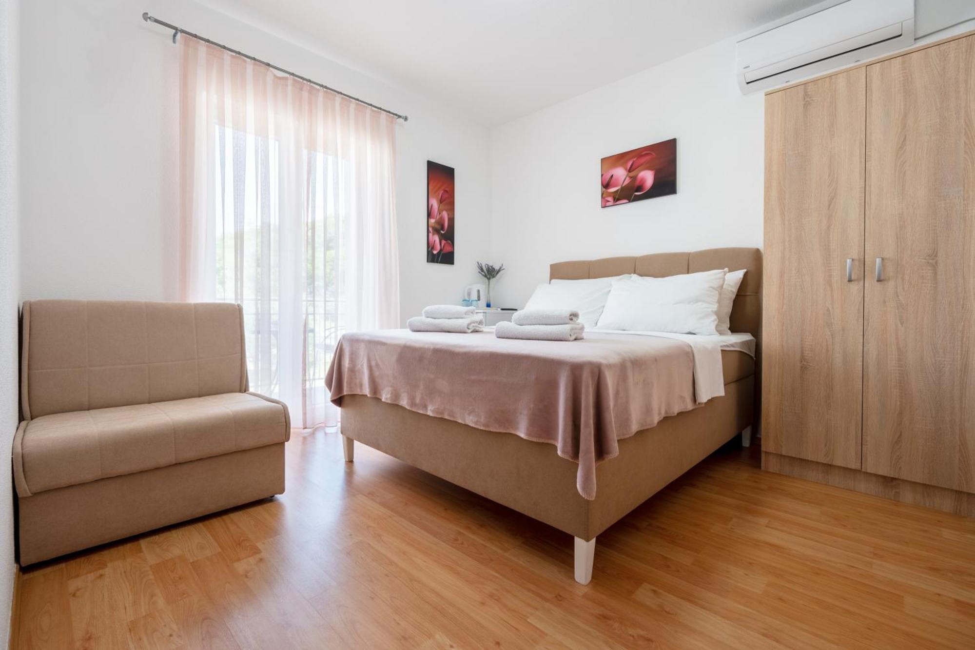 Apartments Glorija Neum Oda fotoğraf